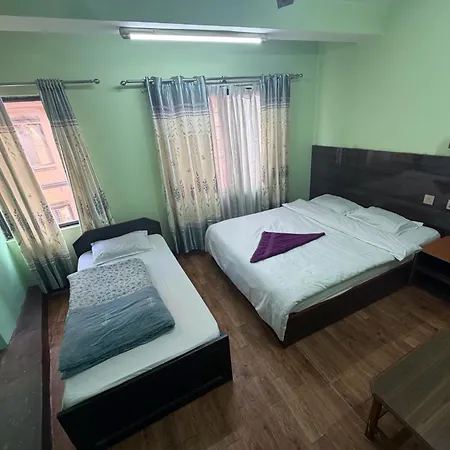 Guest House Lamjung Rainaskot